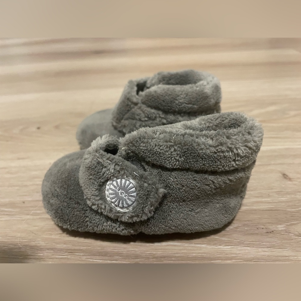 UGG booties, Velcro